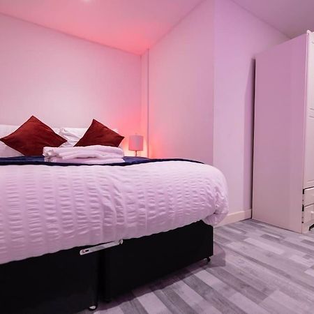 1 Bedroom-Sofabed-Worktable-4-Wifi-Parking London Ngoại thất bức ảnh